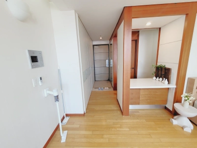house image 3