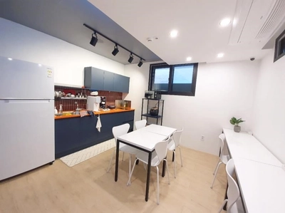 house image 3